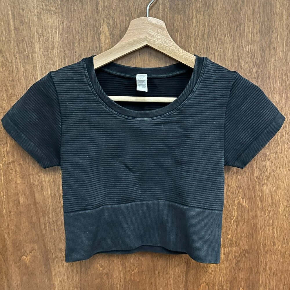 Offline by Aerie Black Ribbed Fitted Top - Size XS